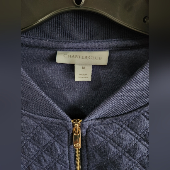 Charter Club NWOT Women’s Blue, Quilted, Athleisure Jacket - Picture 3 of 4
